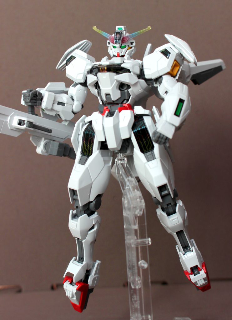 エアリアルを作り終えて次は…と、はるまきとプラモ売り場巡りするも近所では気に入った機体は在庫なし。当然、怒るはるまき。仕方ないのでネットショップにキャリバーンが残っていたので発注しました。