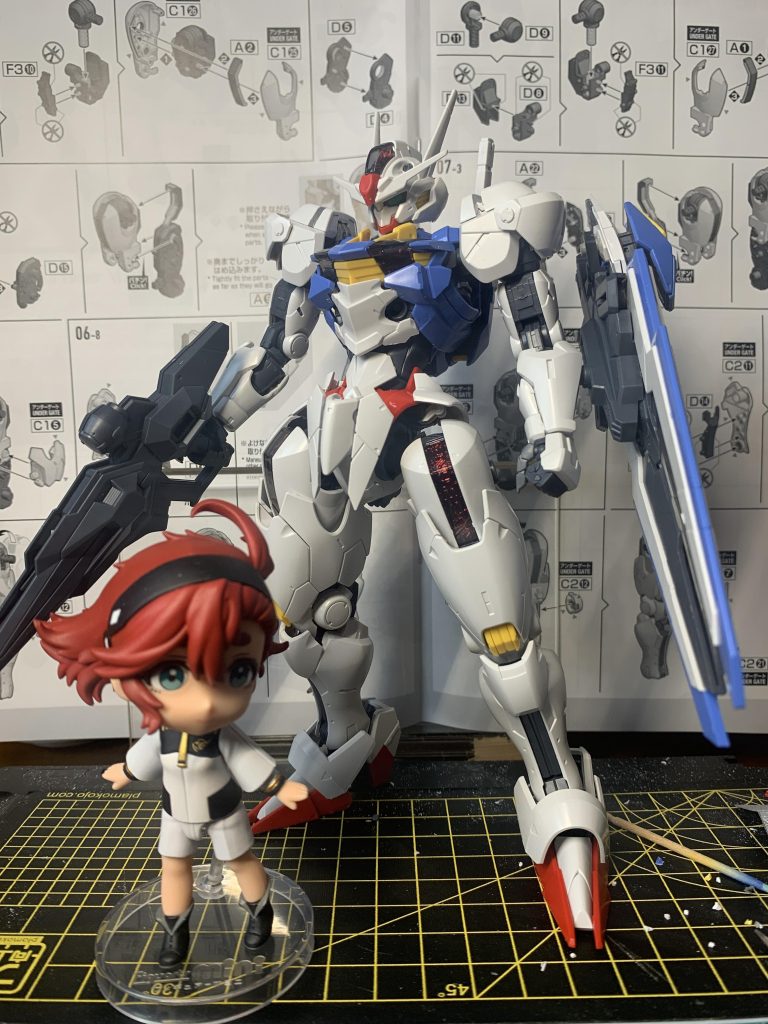 フルメカニクスは素組みでもこれだけかっこよいので、根本的な大きな改修は行なわず、ディテールアップを中心に工作を行いました。