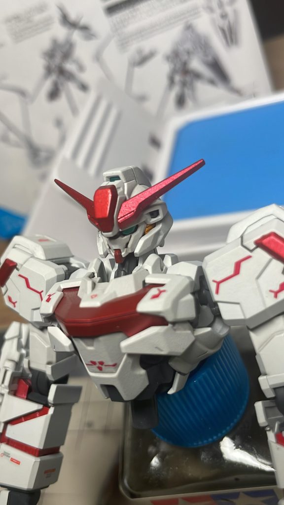 デカールでサイコフレームっぽいのをイメージ