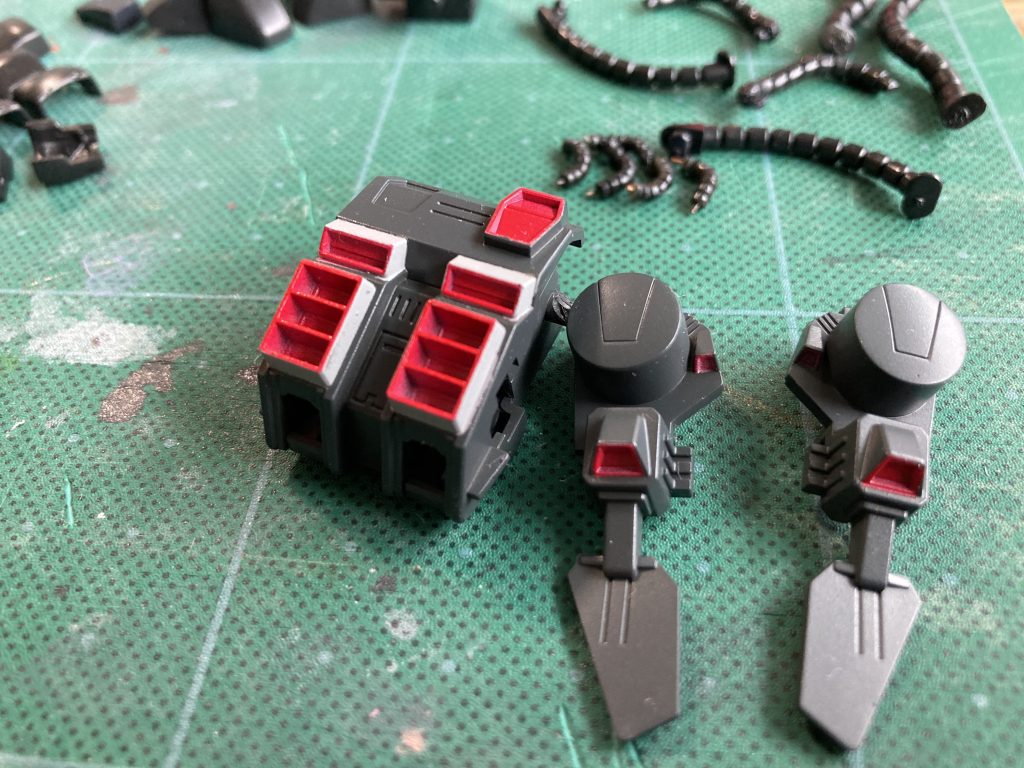 バックパック塗り分け中