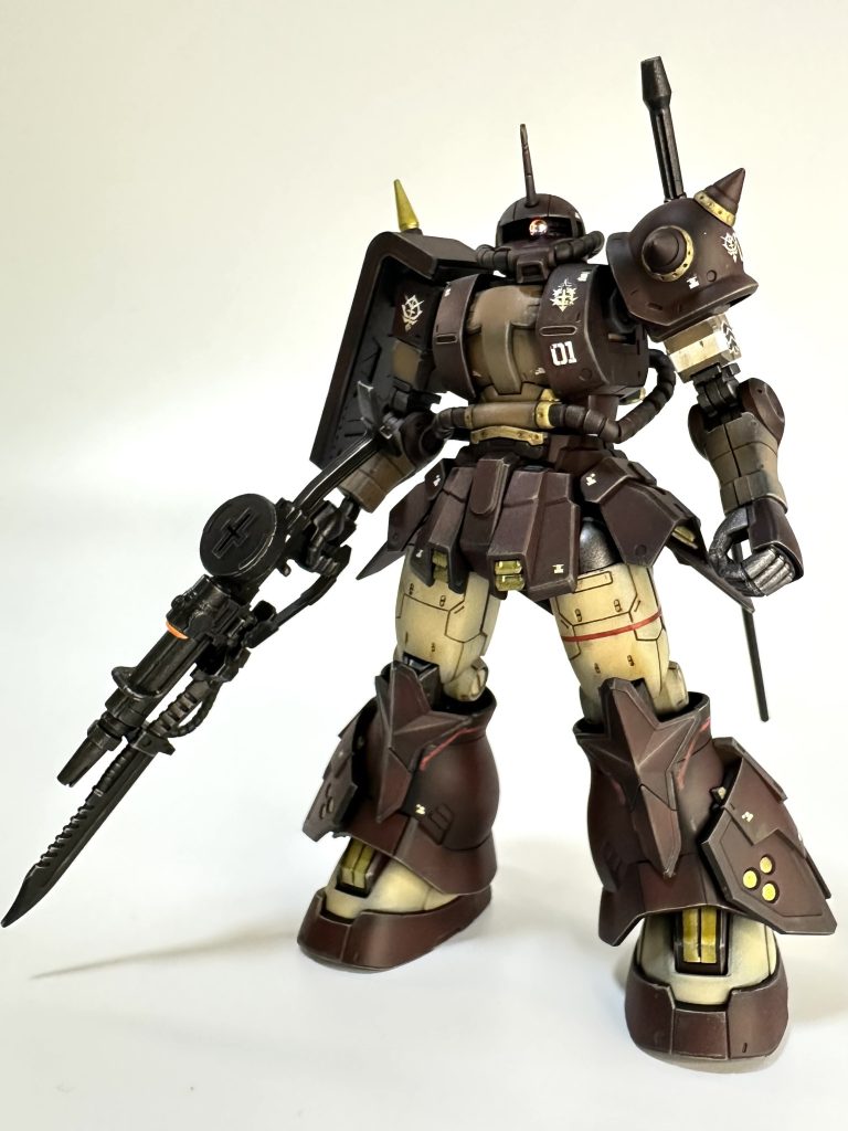 上の写真はライティングを強くしているので、こちらの方がウェザリングがわかりやすいですね。