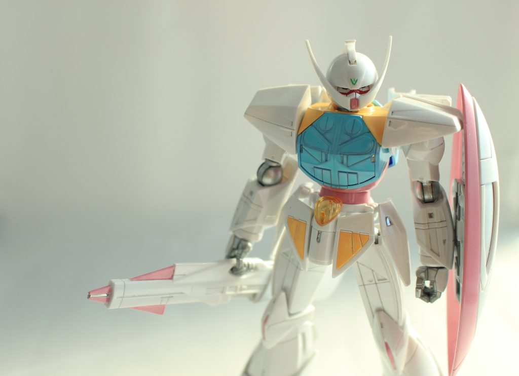 アップの写真。細かいところだけフィニッシュシートでディテールアップ。いやー、ターンエーは最高ですね。