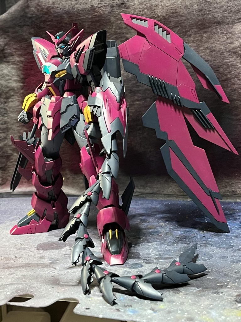 全体的にトゲトゲしくてかっこいいです。ヒートロッドも最高です。