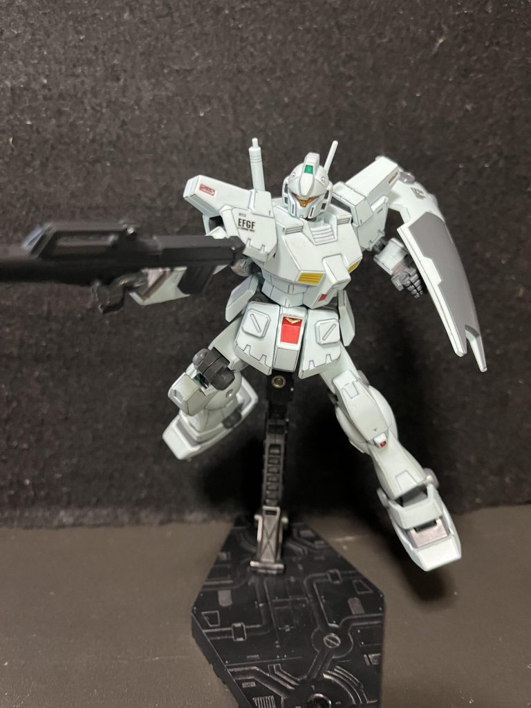 モールドや段差彫り直し、部分塗装、エッジにライン引きを行いました 