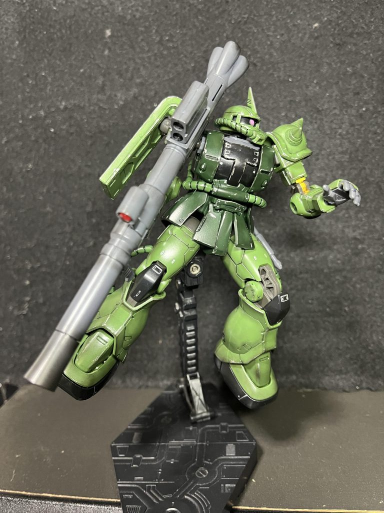 エッジに爪楊枝でシルバーを乗せてみました