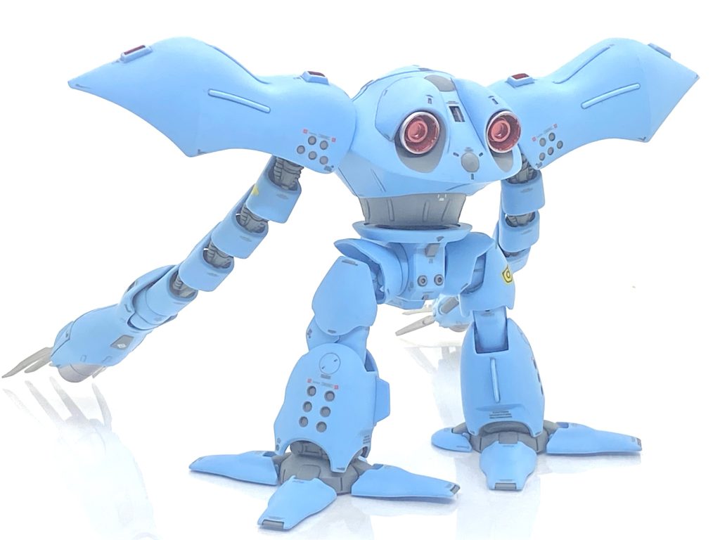 塗装箇所とカラーレシピ肩、脛等の合わせ目部→(クレオス)旧ガンダムカラーブルー28丸型ディテール等のグレー部→(クレオス)旧ガンダムカラーグレー23腕部ビーム・キャノン、バーニア外部等→(ガイア)フレームメタリック(2)各赤色部→(クレオス)GXメタルレッドバイス・クロー→(ガイア)ブレードシルバー水中ジェットパック→(ガイア)ビビットオレンジ