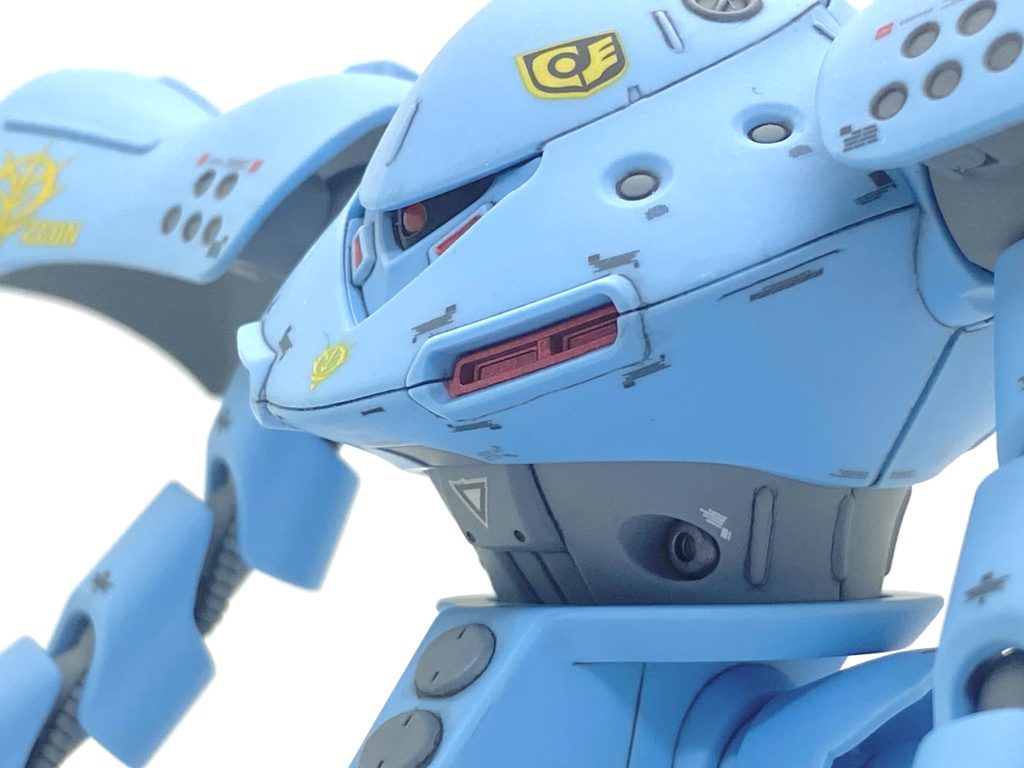 特異なプロポーションですが顔をイケメンでした(笑)。