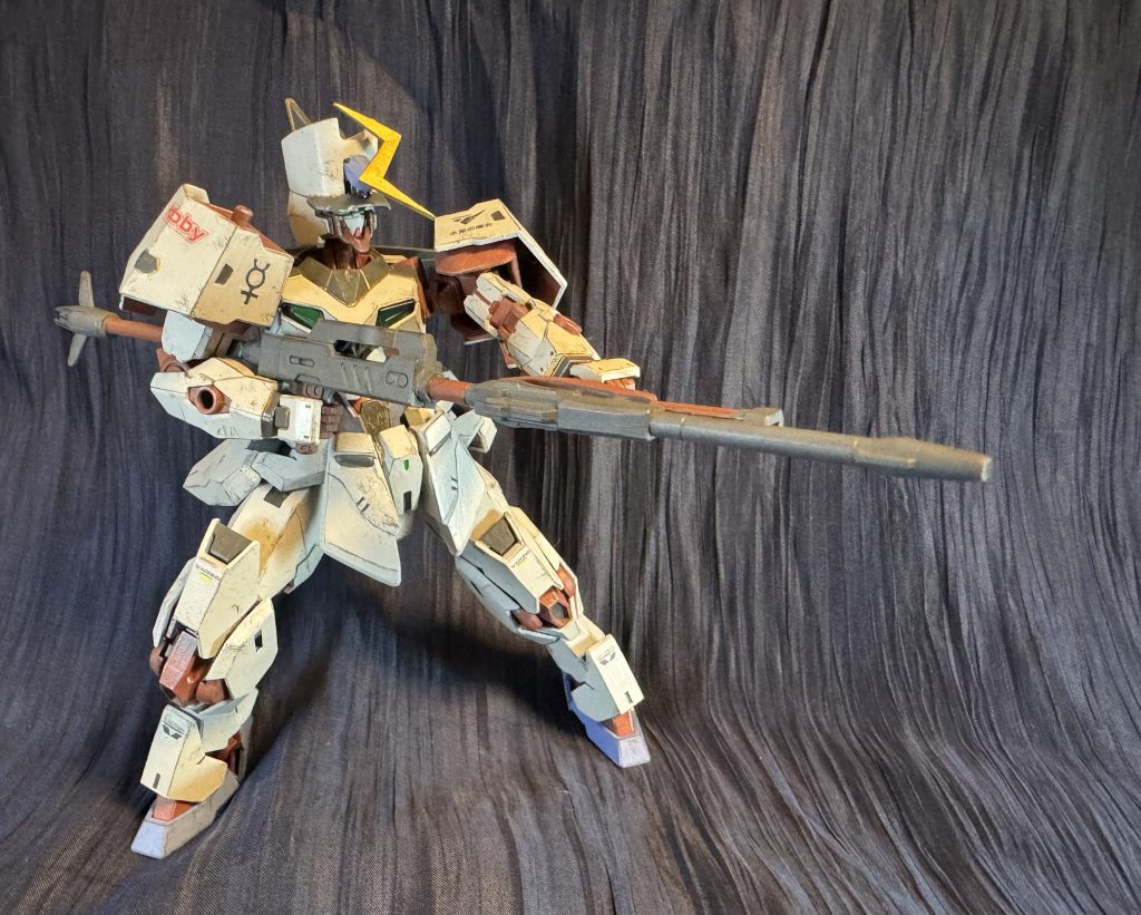 肩の水星マークは手書きです。