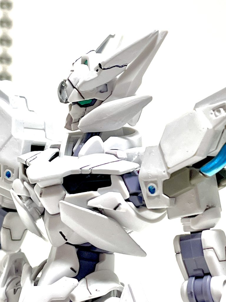 バストアップ。