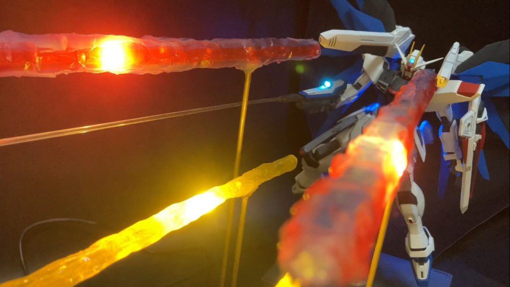 MG フリーダムガンダム 電飾改造–5枚目/制作者：JINSUBARU