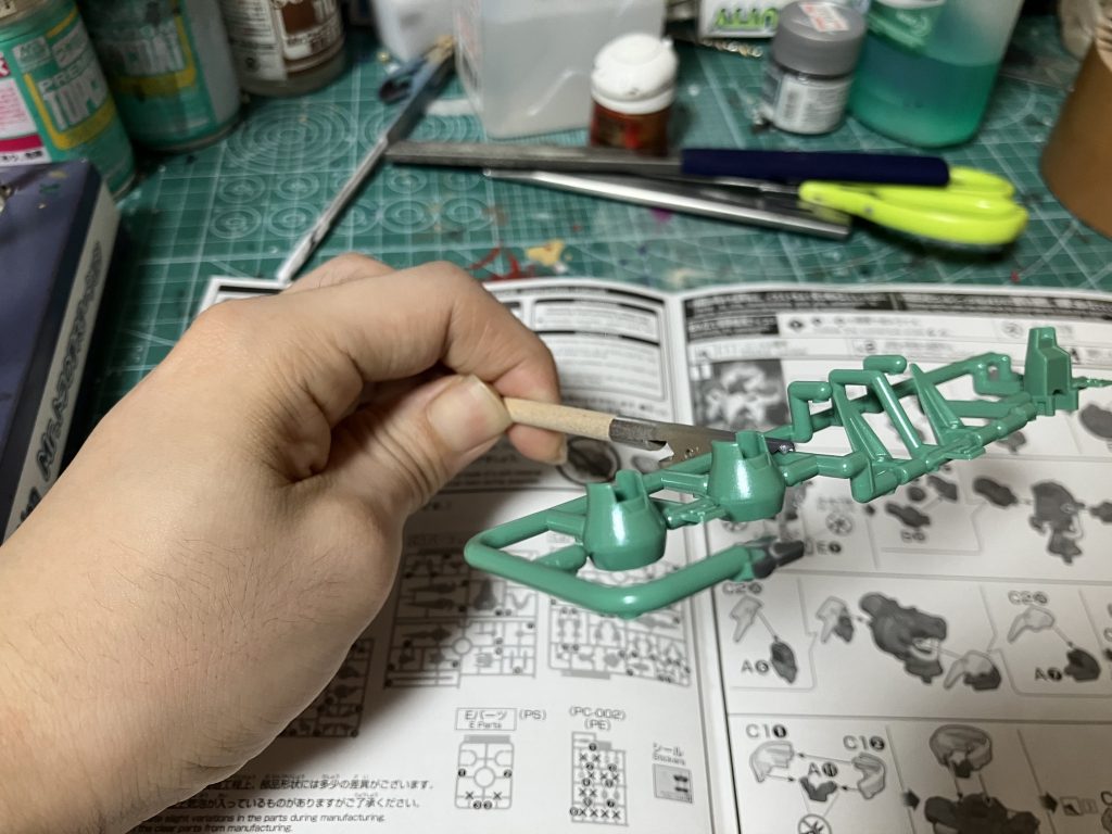 グリーンのパーツは若干メタリック風になった気がします