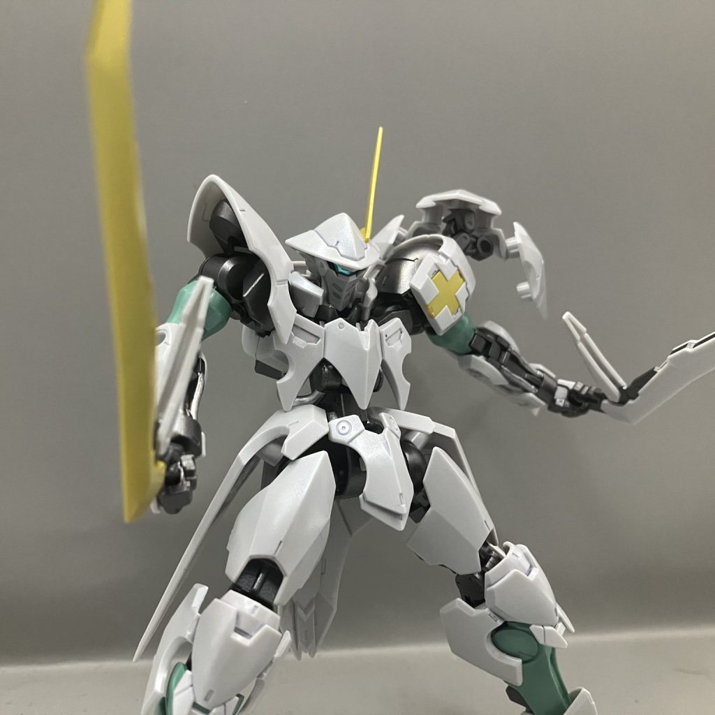 HG オルトリンデ 成形色パール仕上げ｜b.sugarさんのガンプラ作品