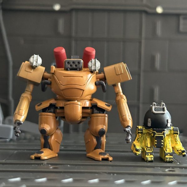 かわいいドラケンと、ちびトロハチのプチもびコラボ