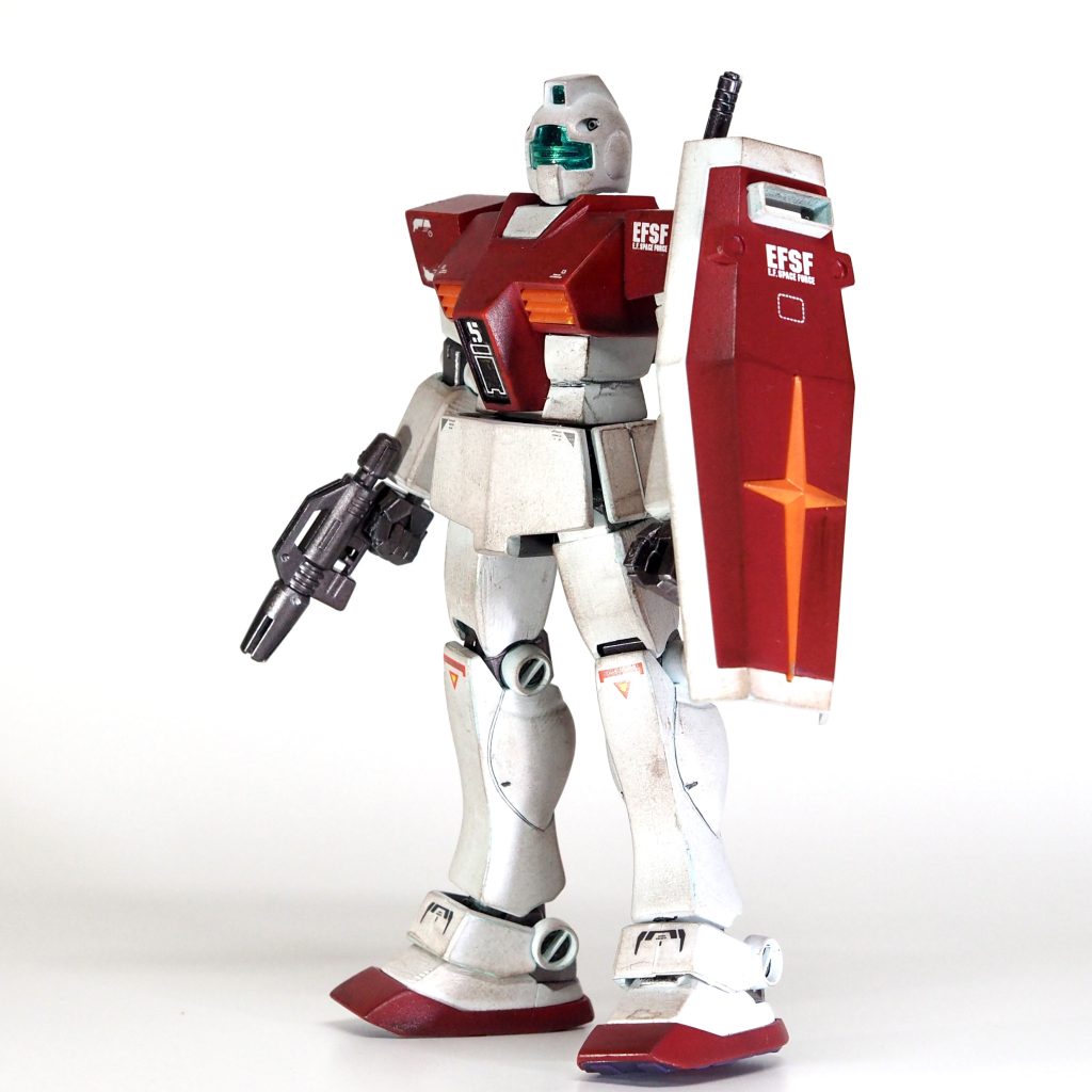 ラストは素立ちで。普通のHGUCジムです。後継機でどんどんカッコよくなっていくジムですが、初代ジムのカッコ良さも再認識しました。お気に入りです。最後までご覧頂きありがとうございました。