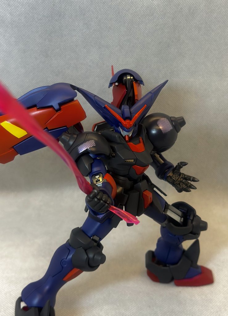 マスタークロスを構えて