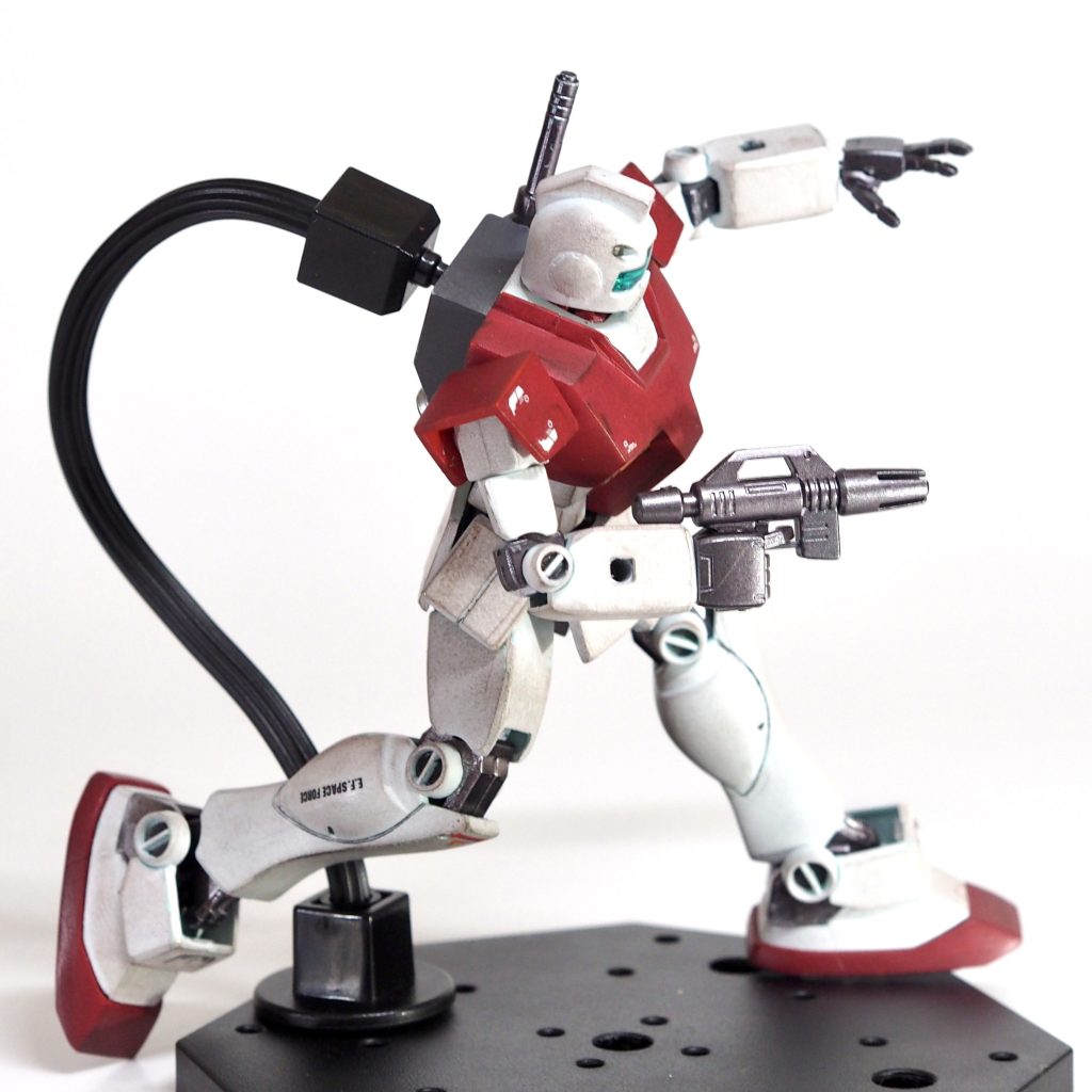 カメラアングルとかで誤魔化しながら撮影しています。