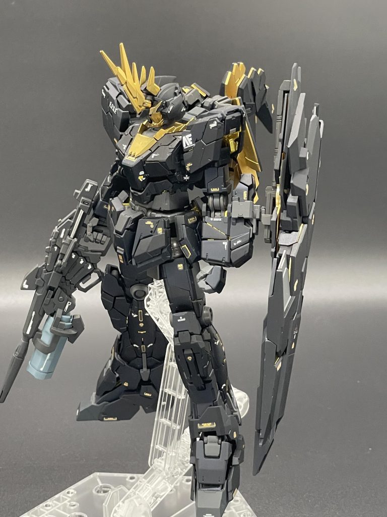 何気にゴールドのコーションデカールがいい感じになりました