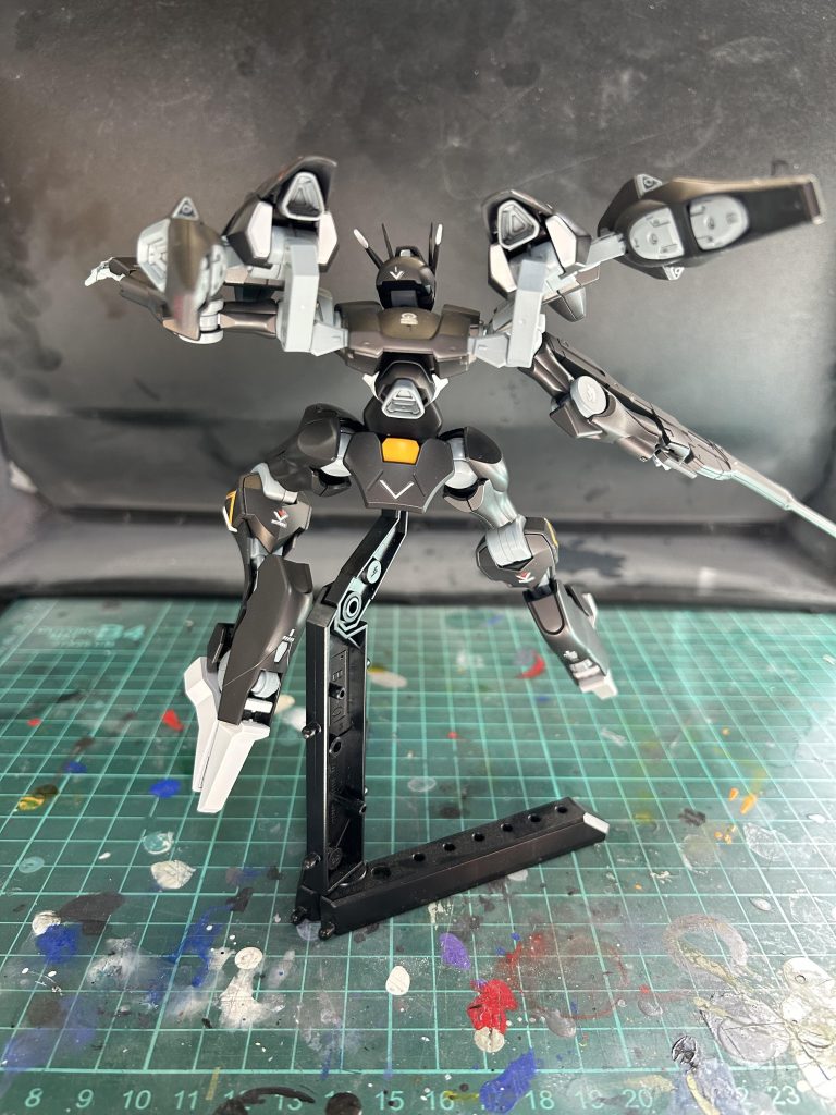 ガンダムファラクト–3枚目/制作者：yuuu