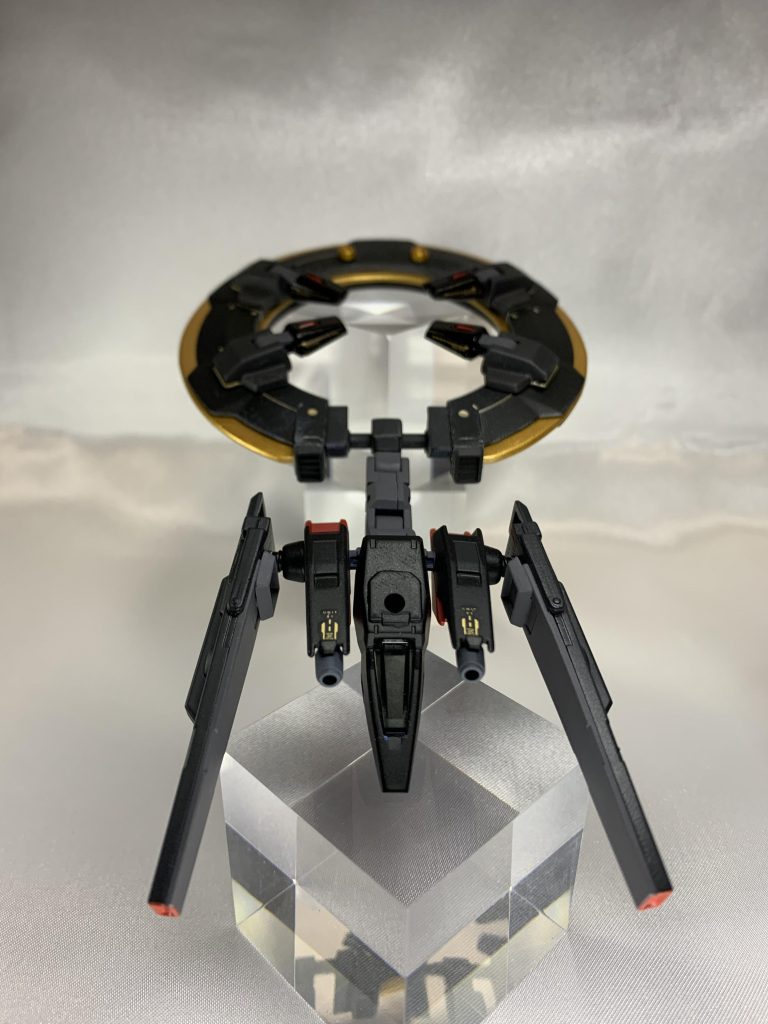 ほぼ水星の魔女キットでのミキシングになりそうだったので、少しでも○○ゲイザーっぽくするために、ヴォワチュール・リュミエール(ぽい物)を支援メカとして作成。