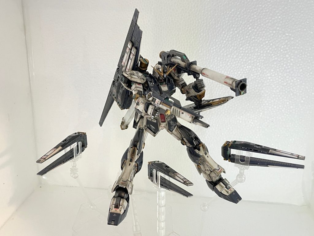 逆シャア第２段。名作キット、RG νガンダム。–7枚目/制作者：masamine