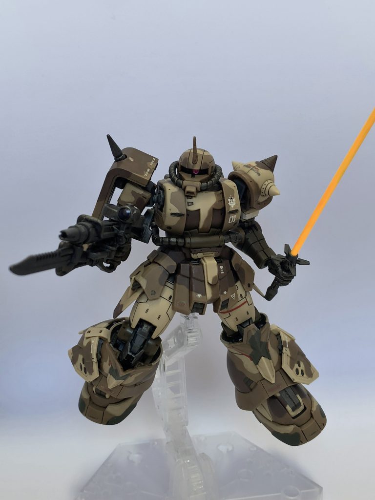 パチ組み→迷彩デカール（失敗）→迷彩筆塗り→一部スプレー塗装→スミ入れ→デカール→ウェザリング（ウォッシング）→艶消しトップコート→完成！制作途中の写真は制作記録の方に載せています。↑