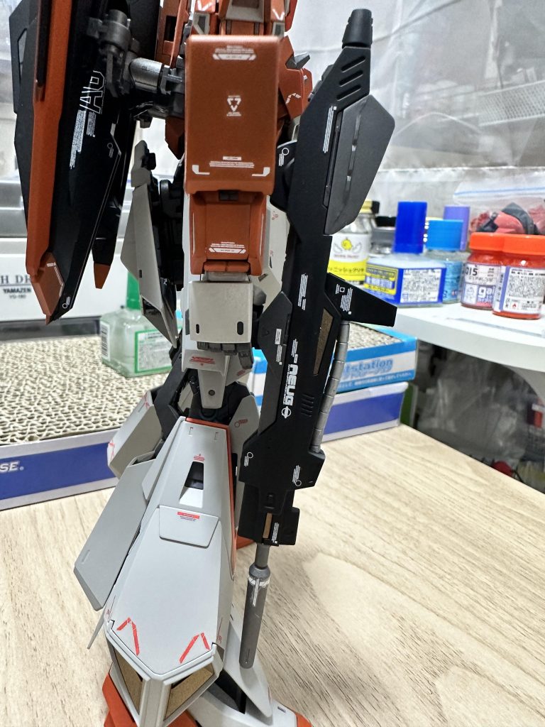 ライフルダクト部分はアーティストマーカーシルバーで色付けてます