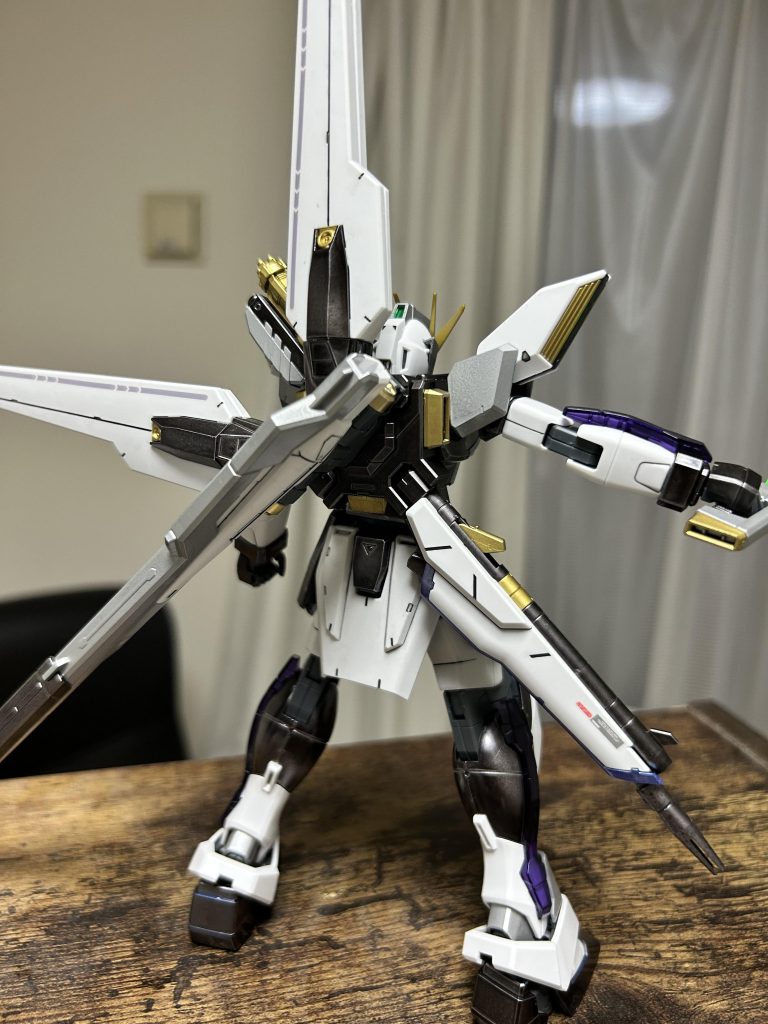 後ろは相変わらずあまりデカール貼りません。