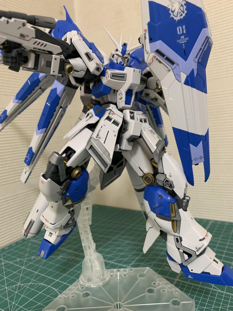 Hi-νガンダム–3枚目/制作者：のん