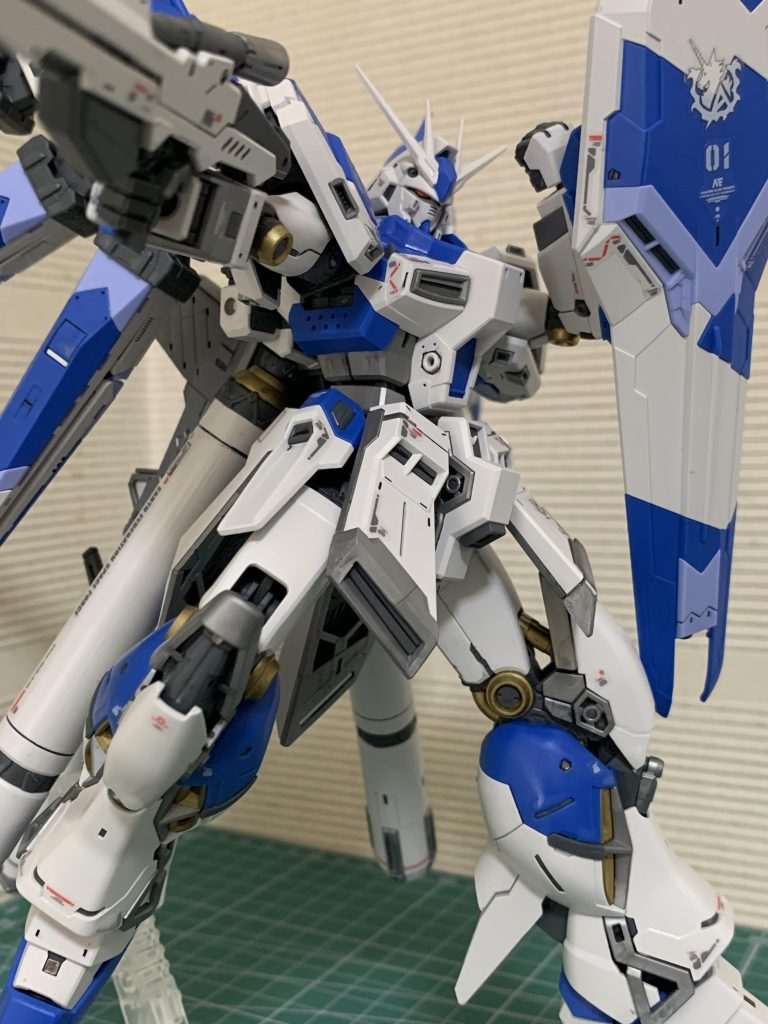 Hi-νガンダム–2枚目/制作者：のん