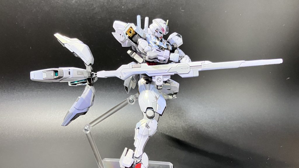 印象的な魔女の箒、バリアブルロッドライフル色分けを増やすと情報量が増えて立体ぽさが増すのでオススメです