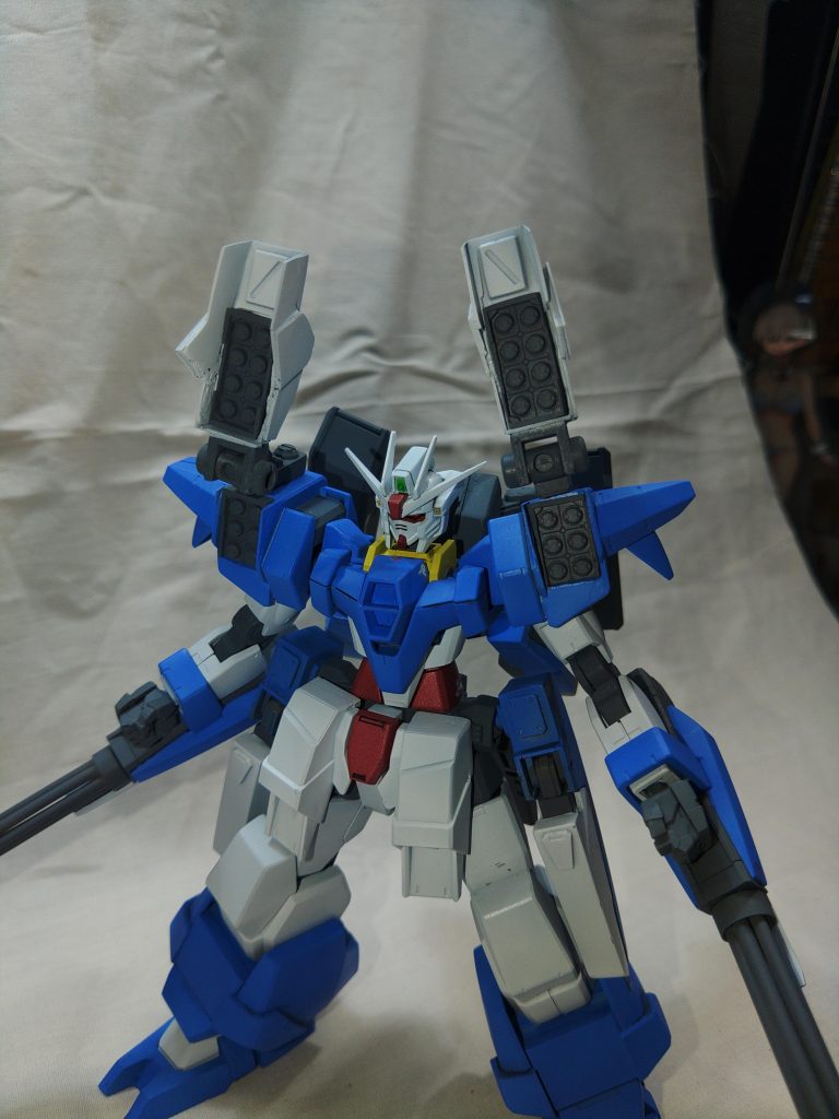 両肩にミサイルは実弾機の嗜み