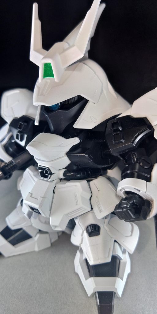 サザビー–3枚目/制作者：@nanotek04