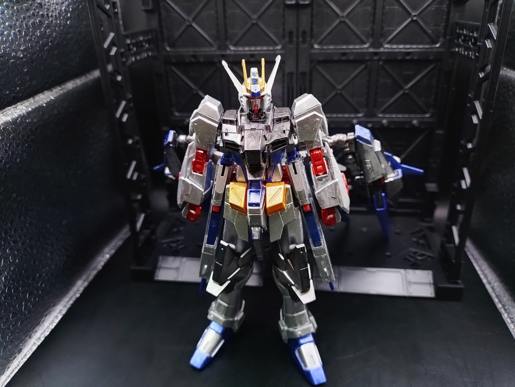 ◯正面今回の設定は、戦いの終了後に改修されて特務用に運用する場合の改造案の1つの、ストライクフリーダムになります。アメイジングストライクフリーダムをベースに作成しました。