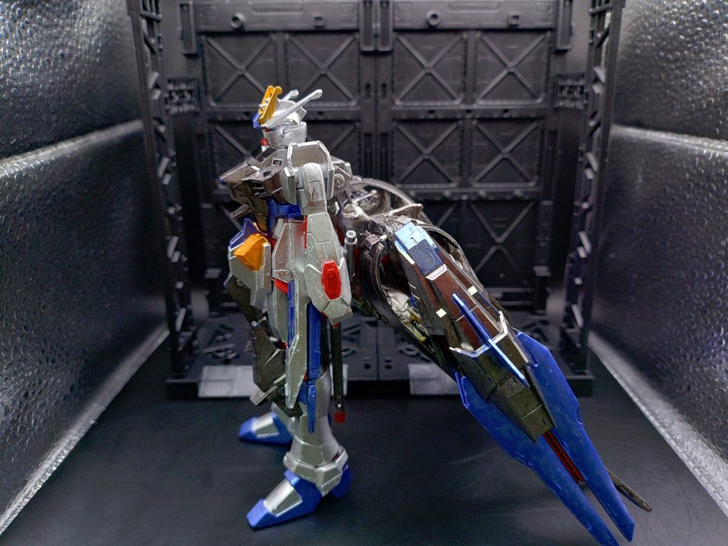 ◯サイド機体本体は大きな変更はないですが、関節の色が赤色に変更されています。また、バックアップは運用方法の変更に伴い変更があります。