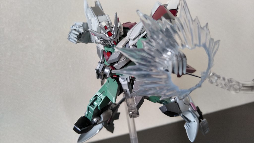 「銀の腕」全てに届く可能性を秘めた左腕による全身全霊をこめた鉄拳。相手が無敵の存在だろうと関係なくねじ伏せてしまう威力がある。マリアさんのかっこつけた技よりもただのステゴロのほうが強いというのは彼女らしい気がする。