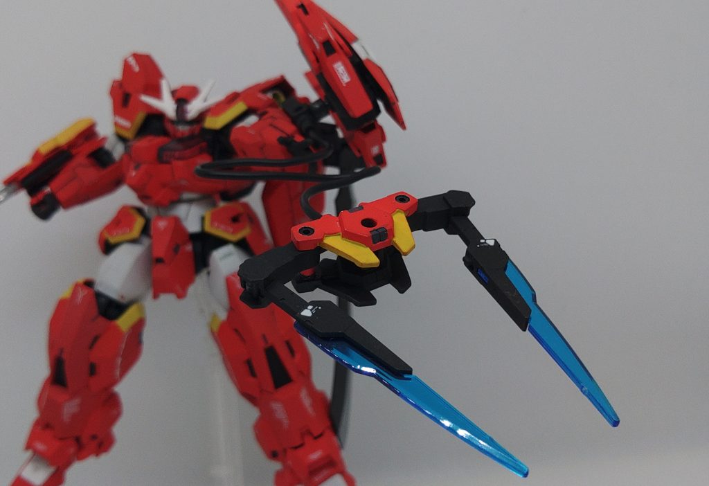 ビームクローはショットクローとして射出することができる。