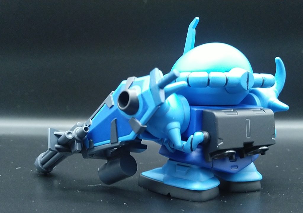 斜め後方から。