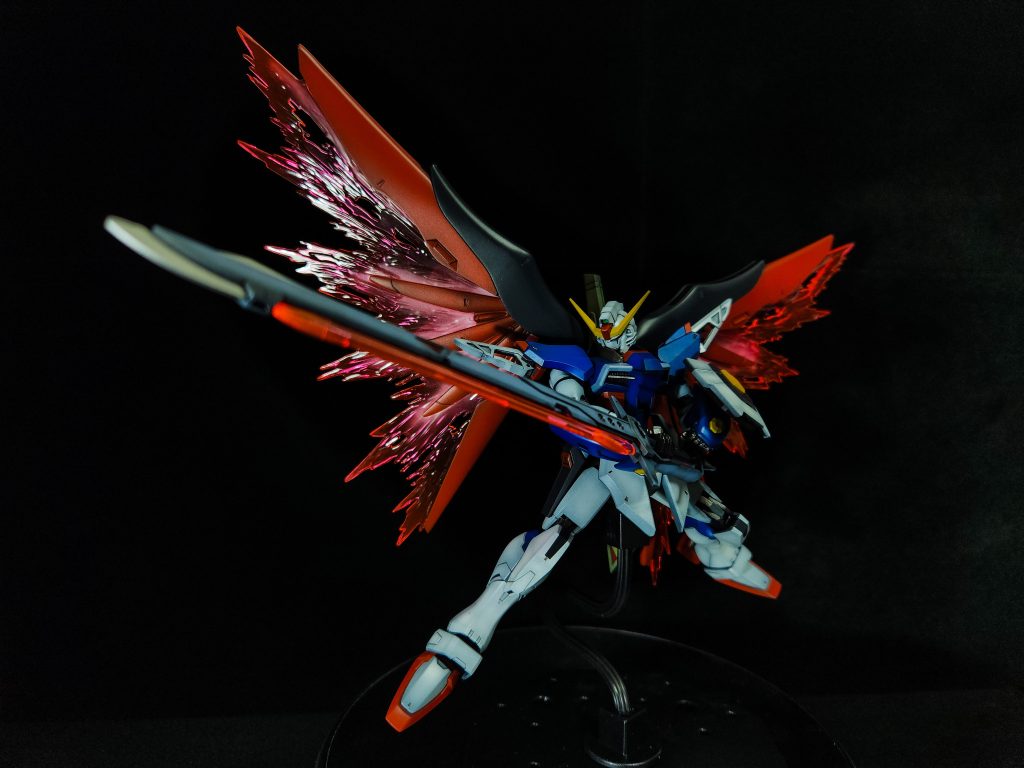 アロンダイトビームソードに光の翼を添えて。翼のグラデーションの白は、もっと放射状に鋭く吹いたほうがかっこいいかもです。