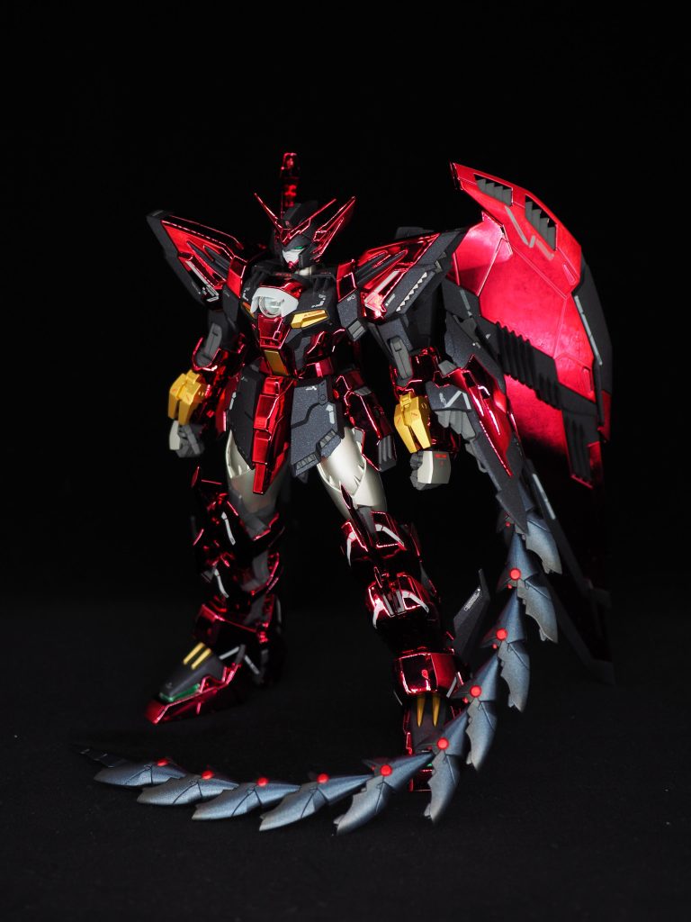 黒背景にすると本体カラーにグラデが入ります(=ﾟωﾟ)ﾉ