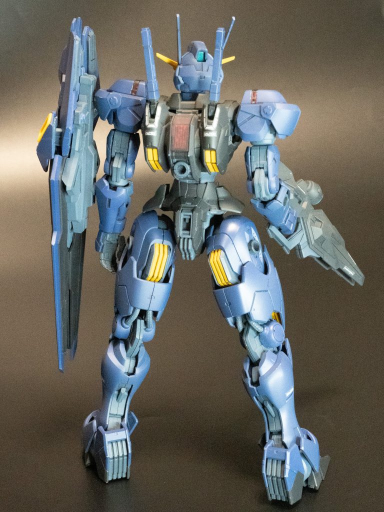 背面。そういえばカメラ・センサー類は蛍光塗料で塗ったのでブラックライトで光るのですが、いい感じの写真が撮れなかったので載せてません…