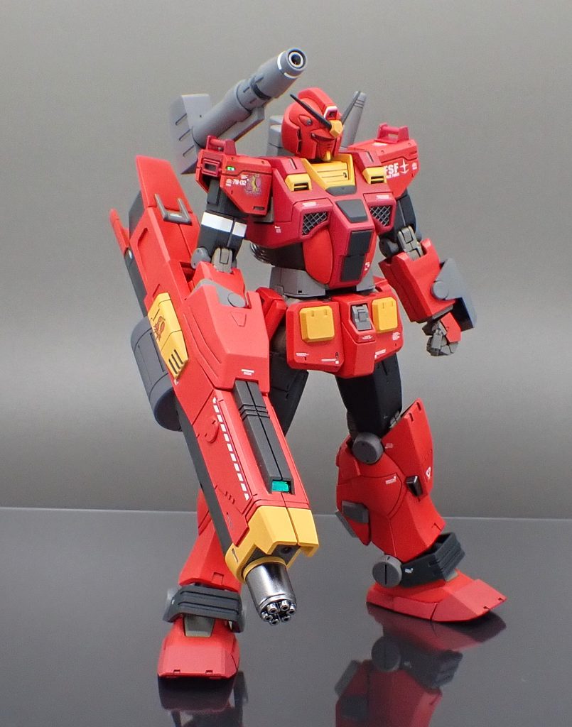 本編ではすぐに捨ててしまったフレームランチャー。マーキングは自作デカール、各部のセンサーは上からクリアレジンを盛りました。