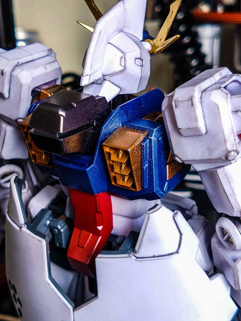 ヘビーガンメタ、メタリックブルーとレッド。あとはゴールドです。ガンマカ発色よいですよね。次回はいよいよペーネロペーになります。