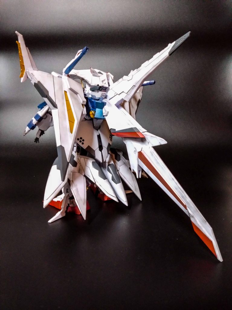 とりあえずペーネロペーにして飾ってますがフライトユニットとオデュッセウスに分離させて飾りたいですね。