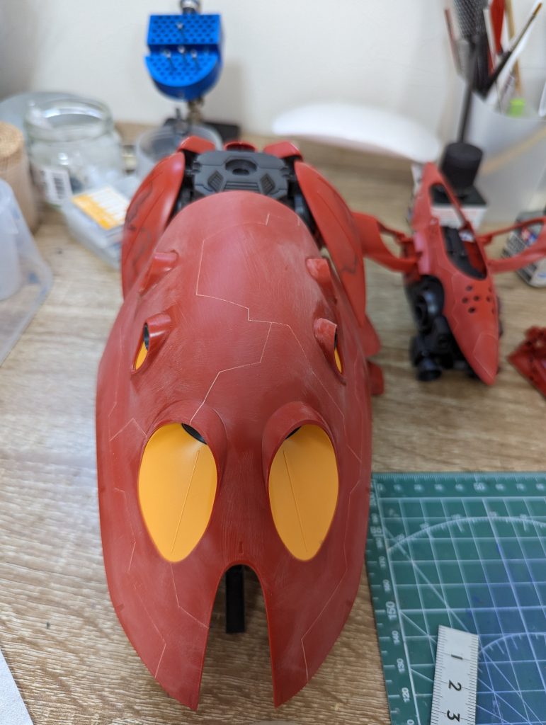 今回のスジボリは全て不規則になってます。気の向くままに。