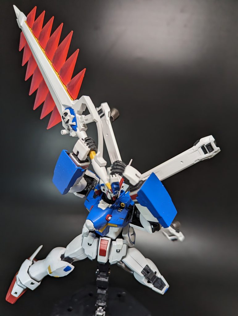 ムラマサブラスター元々重い武装でしたが塗装して更に重くなってしまったのでポージングめちゃくちゃ難しかったです
