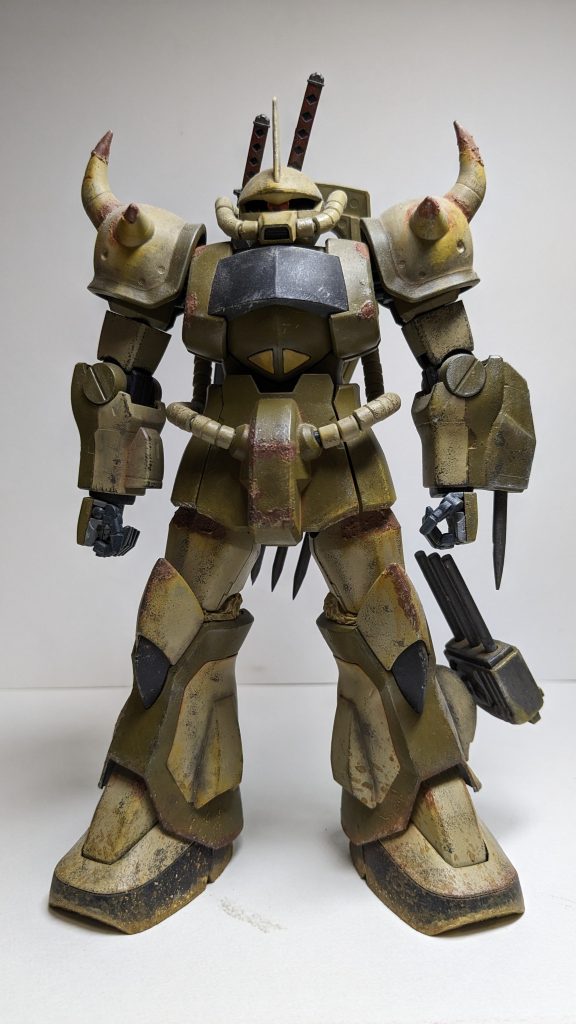 ヒートロッド、フィンガーバルカンが無いので接近戦格闘仕様にしています。