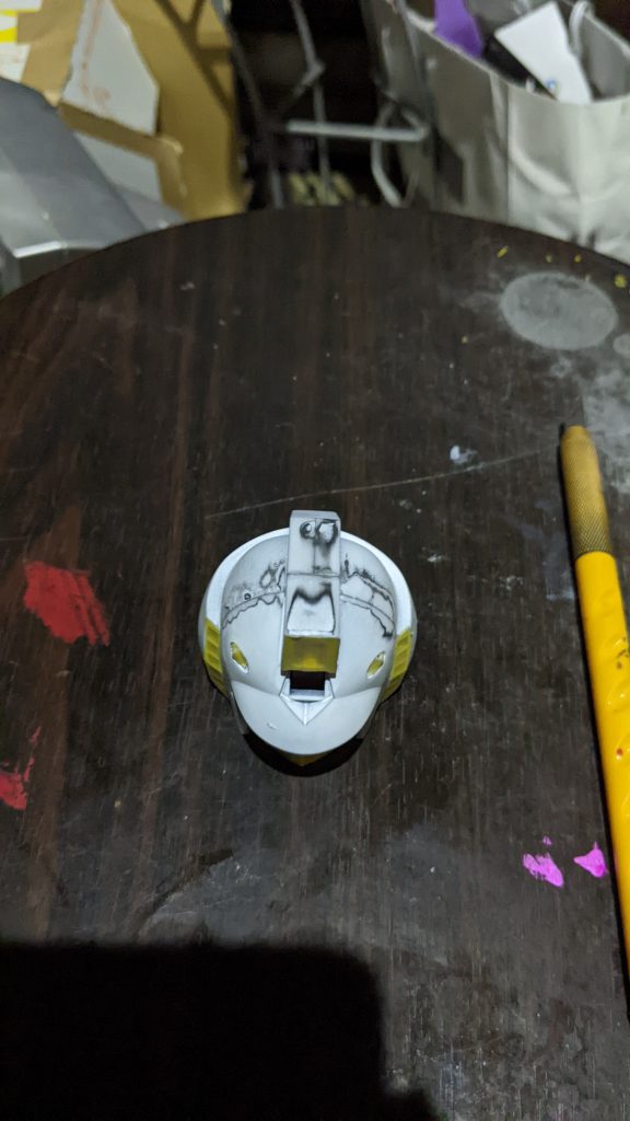 頭部は頑張って合わせ目消ししました