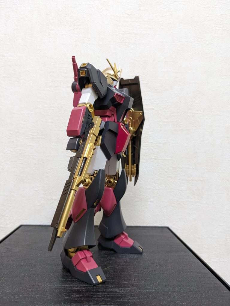 右側面ライフルは狙い通りに仕上がったと思います(🎸っぽい)