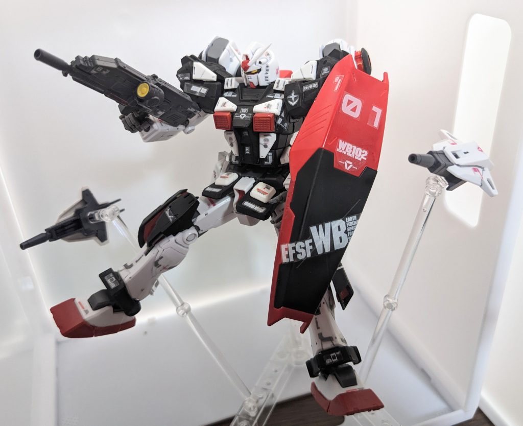 ビットを展開しオールレンジ攻撃が可能またバックパックに装備時はジェネレーター直結のビームキャノンとして使用可能。