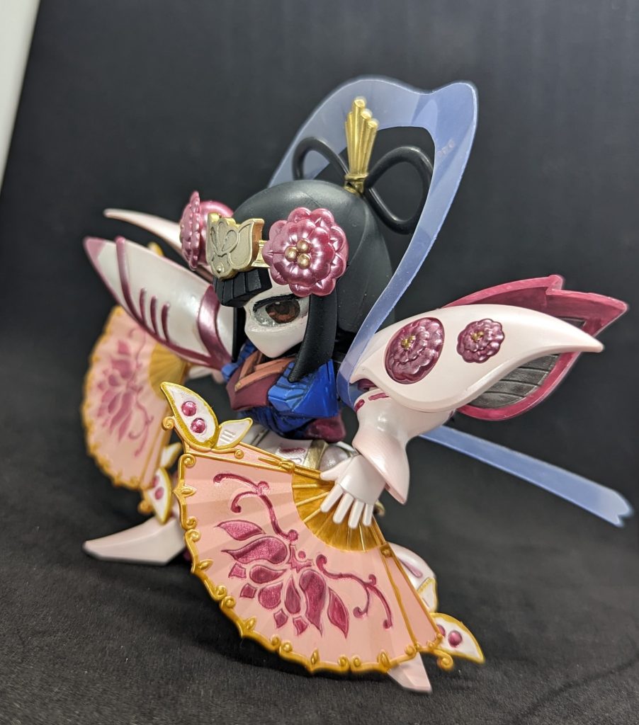 あと羽衣みたいなパーツはキット付属の説明を切り取って再現する方式でしたが今回は説明を台紙に100均クリアファイルを切り取って再現しています。